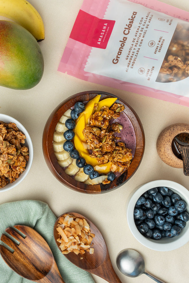 Açaí bowl con granola